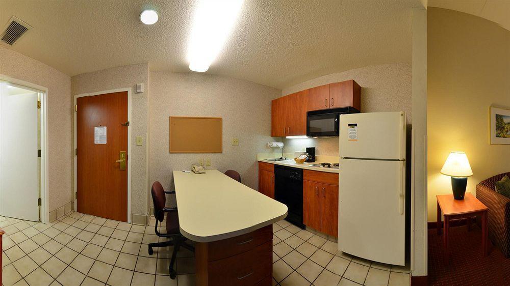 Mainstay - University Area Hotel