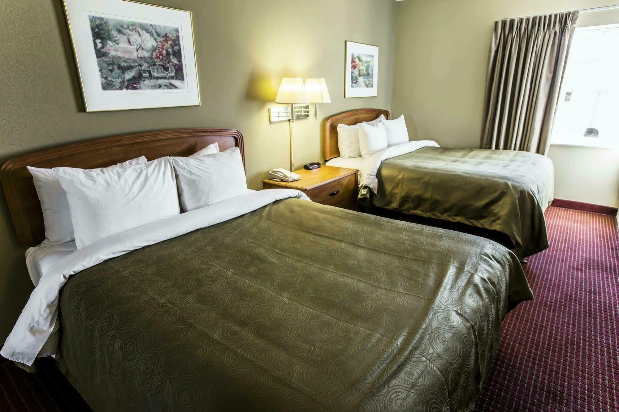 Hotel Mainstay - University Area 3*